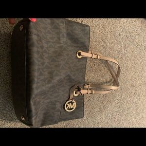 Michael kors bags, great condition